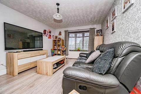 3 bedroom end of terrace house for sale, Lomond Road, Hemel Hempstead