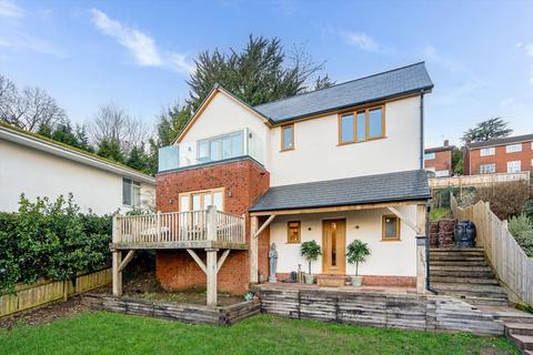 4 bedroom detached house for sale, Hardwick Avenue, Chepstow, Monmouthshire NP16