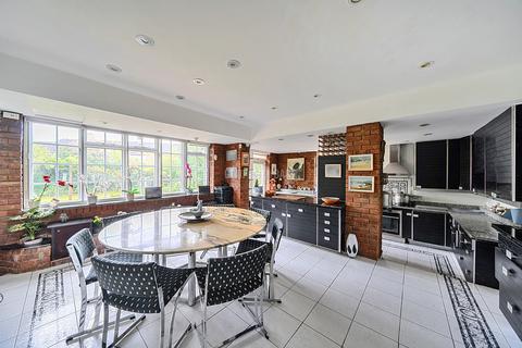 4 bedroom semi-detached house for sale, Hampstead Garden Suburb NW11