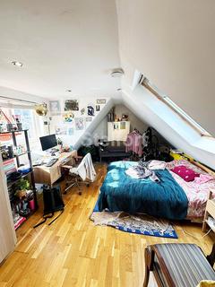 2 bedroom flat to rent, Beresford Road, London N8
