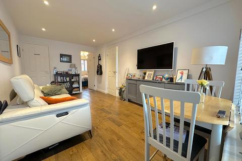 1 bedroom flat for sale, Melrose Drive, Wolverhampton WV6