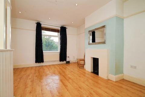 2 bedroom terraced house for sale, West View, Paddock, Huddersfield
