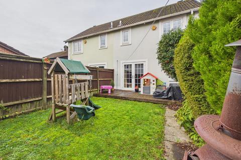 undefined, Pond Road, Bramley, RG26