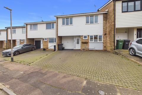 3 bedroom terraced house for sale, Warren Road, Halstead, CO9