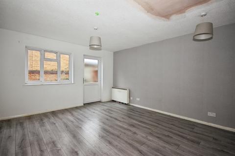 undefined, Curran Close, Whitnash, Leamington Spa