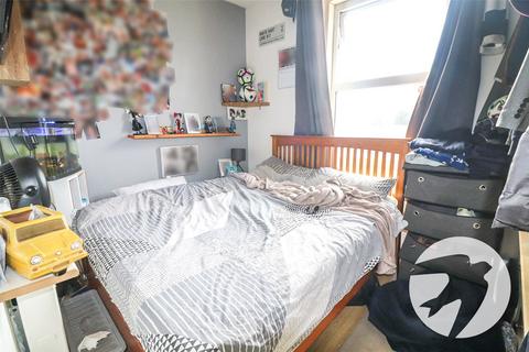 2 bedroom flat for sale, Bexley Road, Erith, Kent, DA8