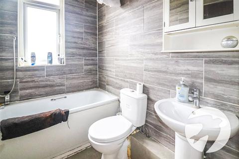2 bedroom flat for sale, Bexley Road, Erith, Kent, DA8
