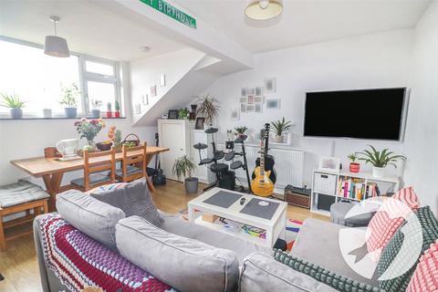 2 bedroom flat for sale, Bexley Road, Erith, DA8