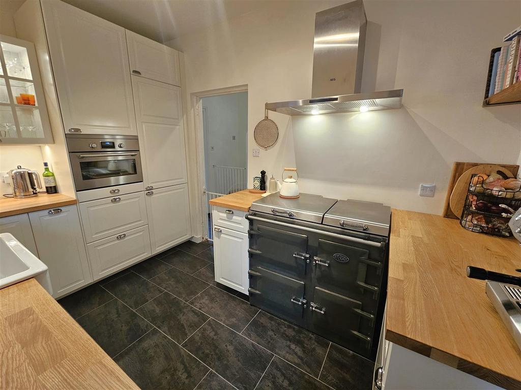 Kitchen.jpg