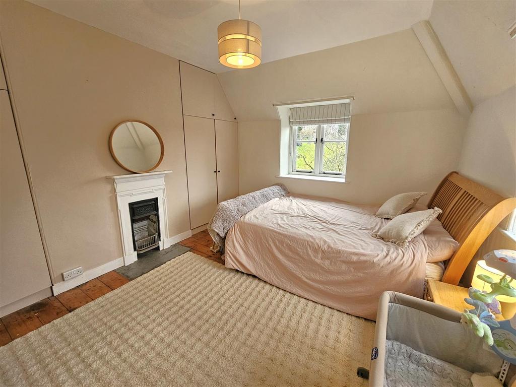 Bedroom 2.jpg
