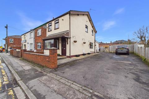 3 bedroom end of terrace house for sale, Lord Street, Ormskirk, L40 4BZ