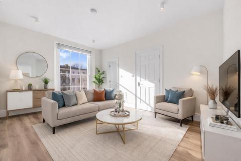 2 bedroom flat to rent, New Cross Road, London, SE14
