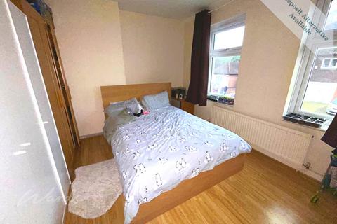 3 bedroom end of terrace house to rent, Shenley Road Dartford DA1