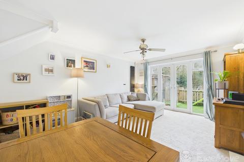 2 bedroom terraced house for sale, Waterside Close, Bordon, Hampshire, GU35