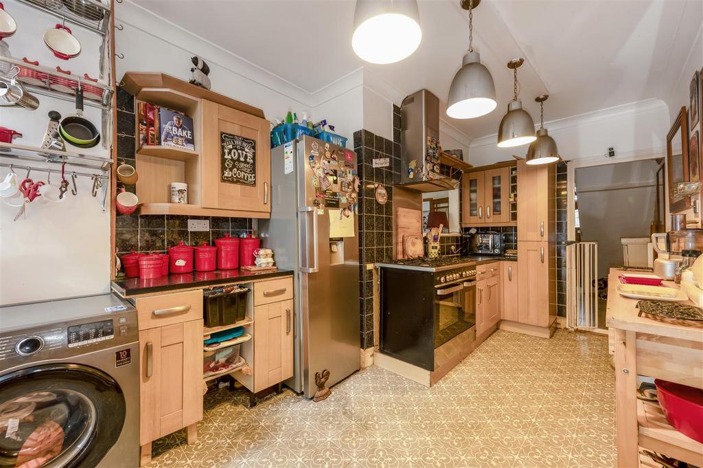 Kitchen Reverse.jpg