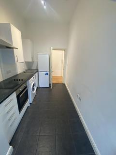 2 bedroom flat to rent, 3, 54 Hillmarton road, London N7