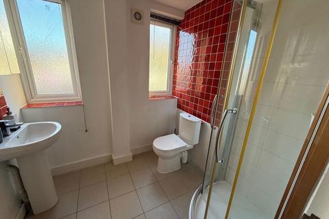 1 bedroom flat to rent, B/20-22 Gloucester Place BN1 4AA
