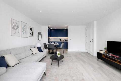2 bedroom apartment to rent, Daffodil Crescent, Barnet, EN4