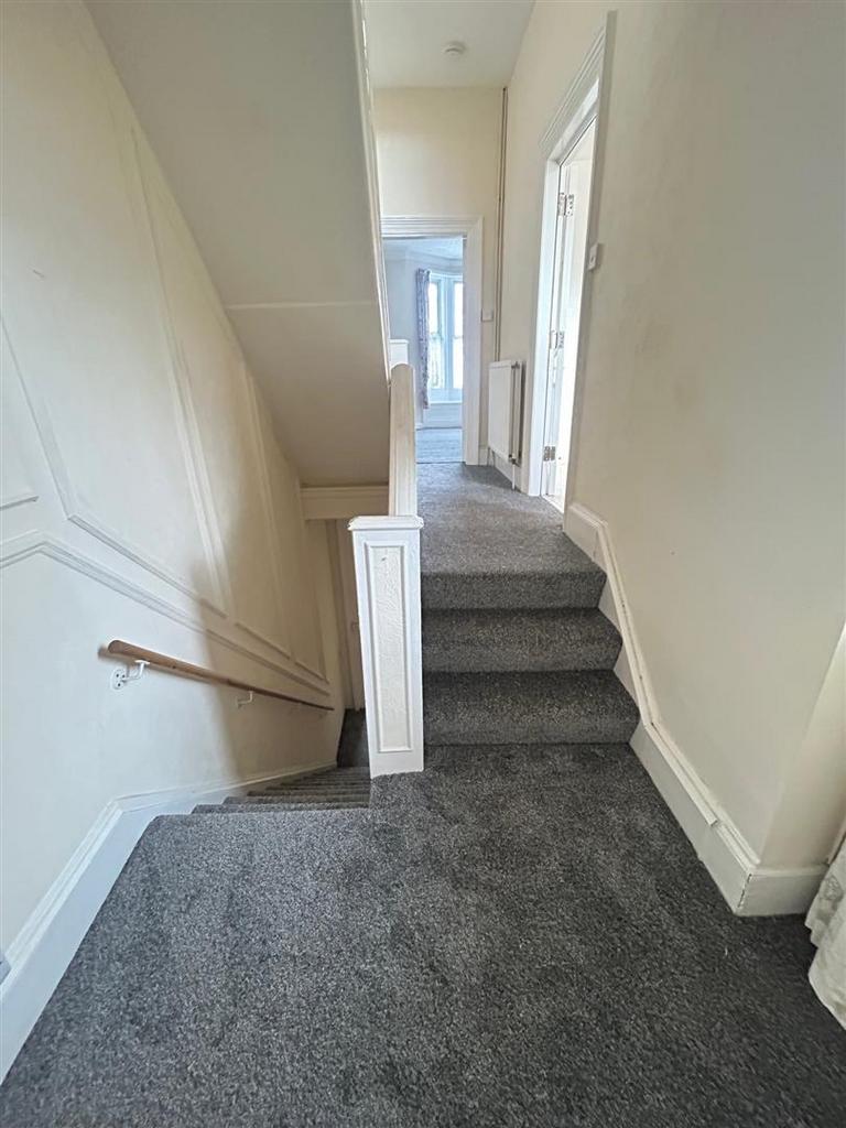 Hall.jpg