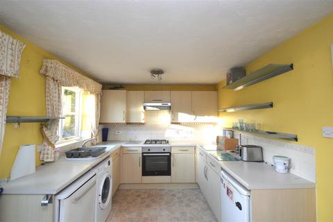 3 bedroom semi-detached house for sale, Britannia Way, East Cowes