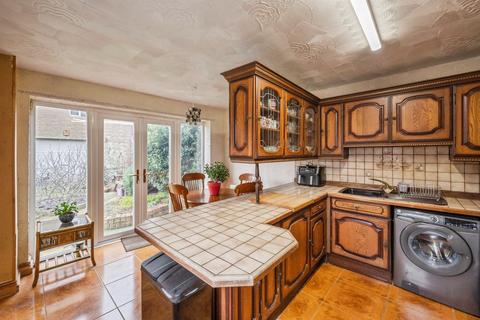 3 bedroom terraced house for sale, High Street, Thurnscoe, Rotherham