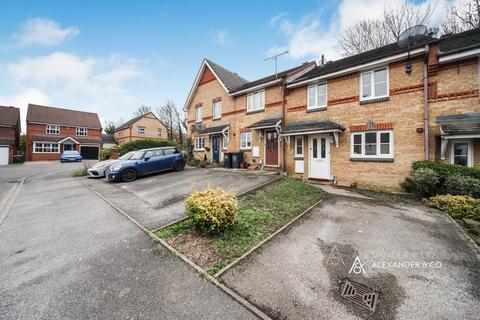 3 bedroom terraced house to rent, Willoughby Close, Bedfordshire LU6