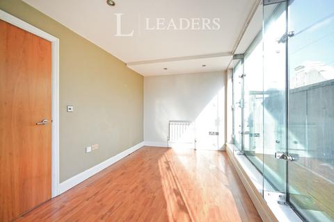 2 bedroom flat to rent, Upper Gardner Street, Brighton, East Sussex, BN1
