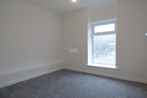 3 bedroom terraced house for sale, Oakfield Terrace, Nantymoel, Bridgend. CF32 7SR