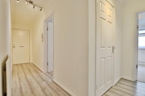 2 bedroom ground floor flat for sale, Dean Park Road, Bournemouth