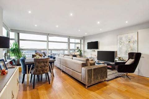 3 bedroom flat for sale, Buckingham Palace Road, London SW1W