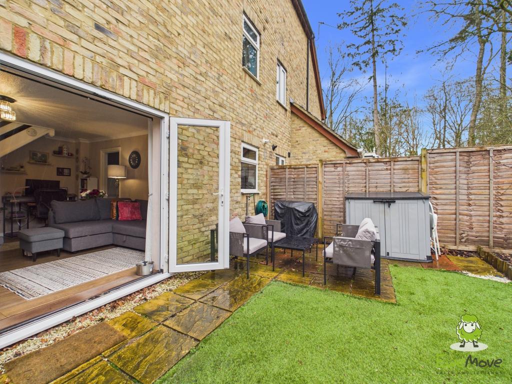 Ewe Move Estate Agents Basingstoke - Ajax Close -Ga