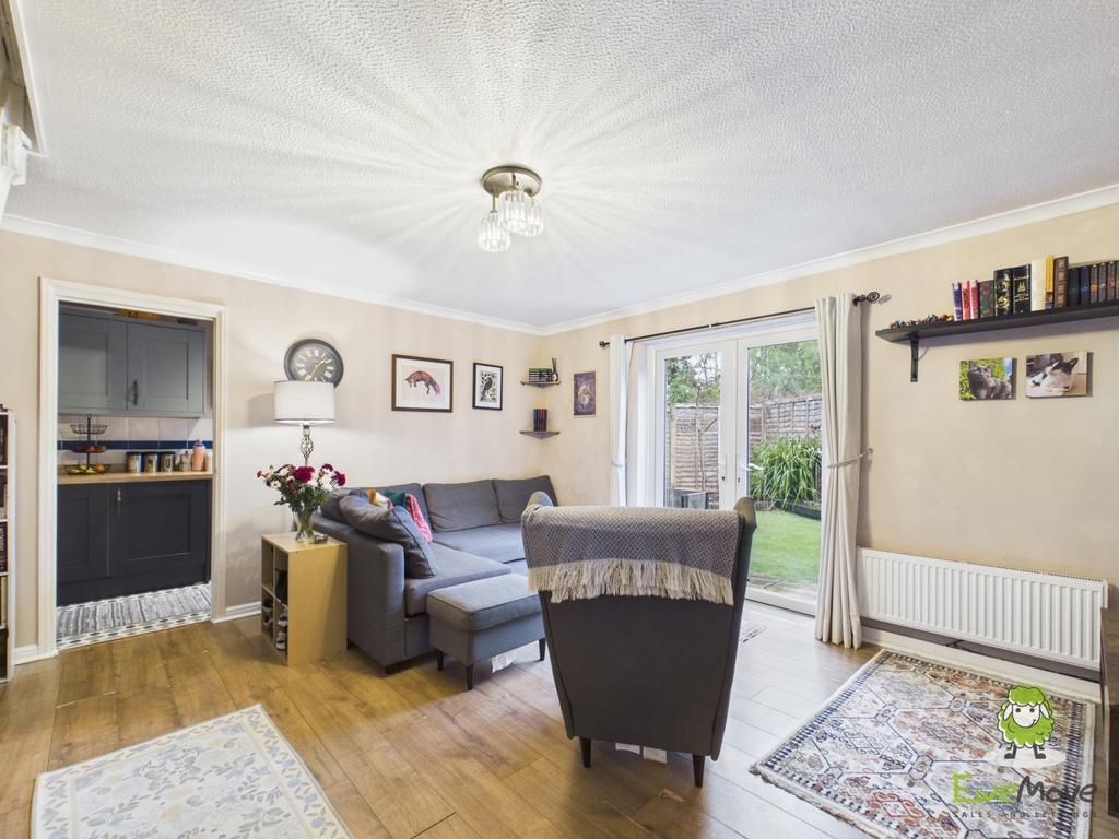 Ewe Move Estate Agents Basingstoke - Ajax Close -Li