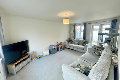 undefined, Manor Drive, Peterborough