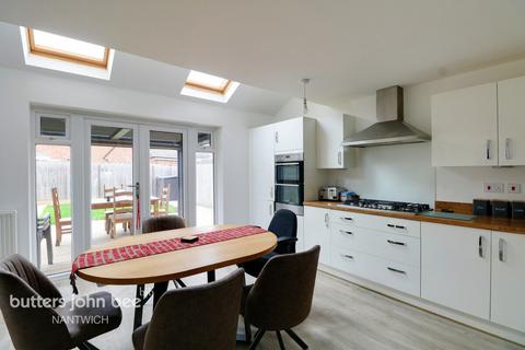 3 bedroom semi-detached house for sale, Thalia Avenue, Nantwich