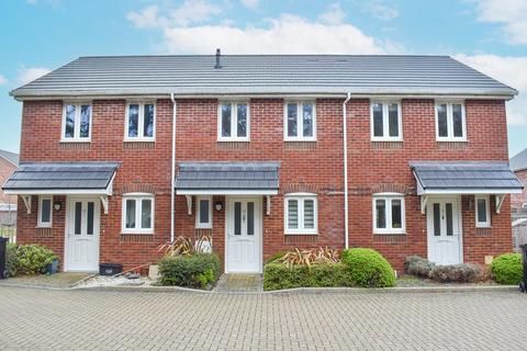 2 bedroom terraced house for sale, Knight Gardens, Lymington, SO41