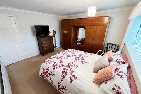 3 bedroom terraced house for sale, St. Davids Close, Spennymoor