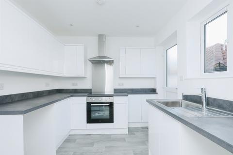 3 bedroom semi-detached house for sale, Becclesgate, Dereham
