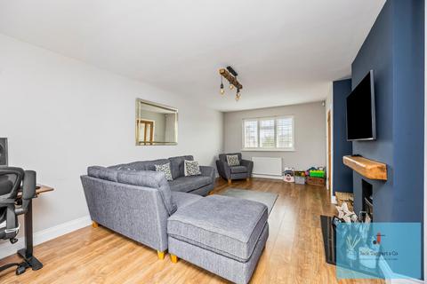 3 bedroom semi-detached house for sale, Eldred Avenue, Brighton