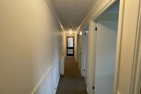 undefined, Sebastian Mews, Grantham NG31