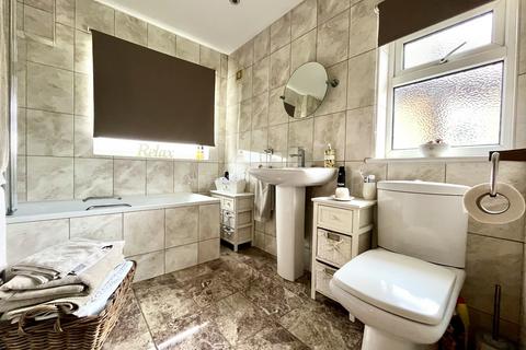 undefined, Hook Road, Chessington, Surrey. KT9 1QW