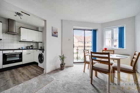 3 bedroom flat for sale, Emerald Quay, Shoreham-By-Sea