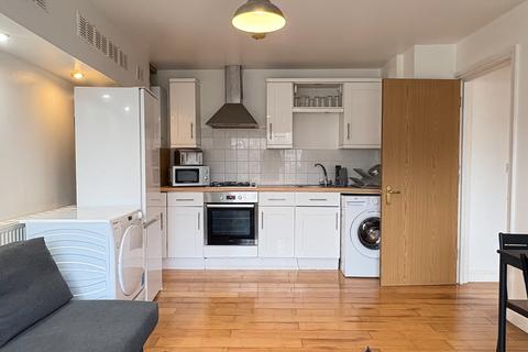 1 bedroom flat to rent, Laugan Walk