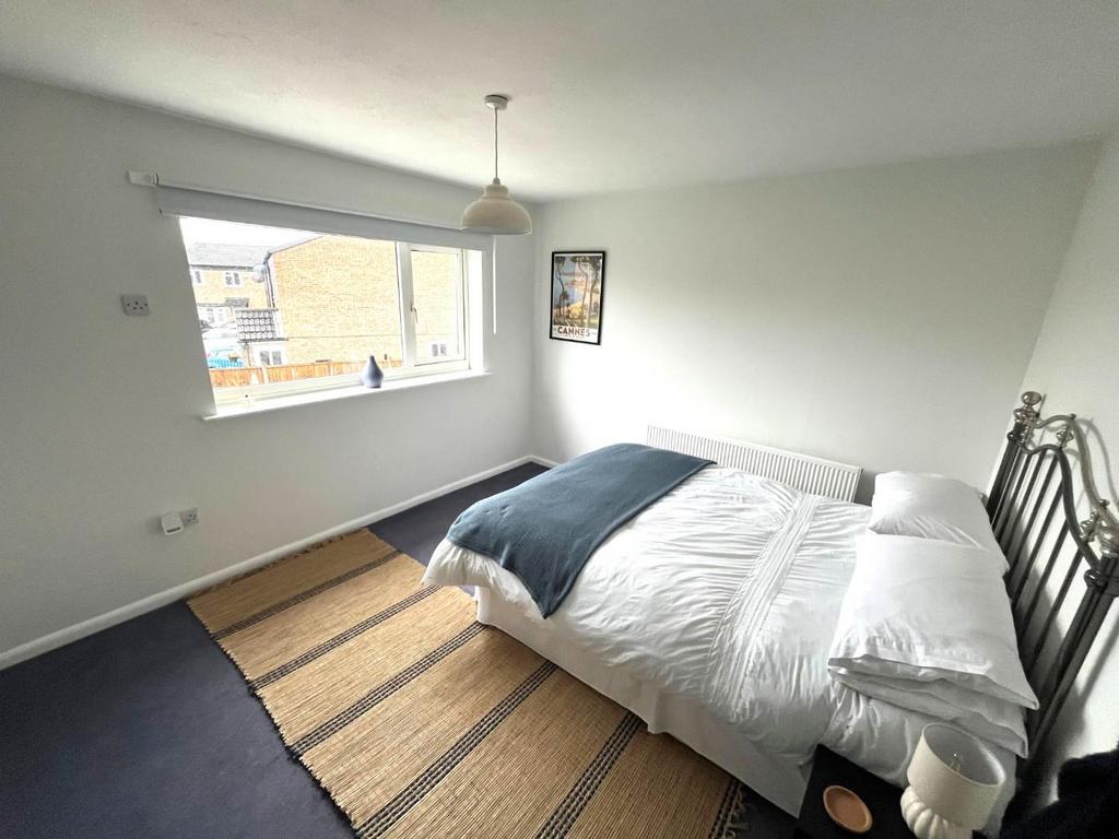 Bedroom One.jpg