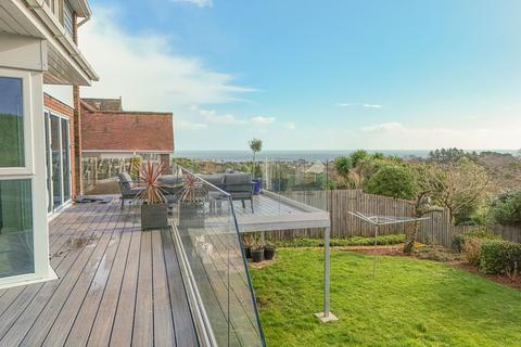 4 bedroom detached house for sale, Winsu Avenue, Preston, Paignton