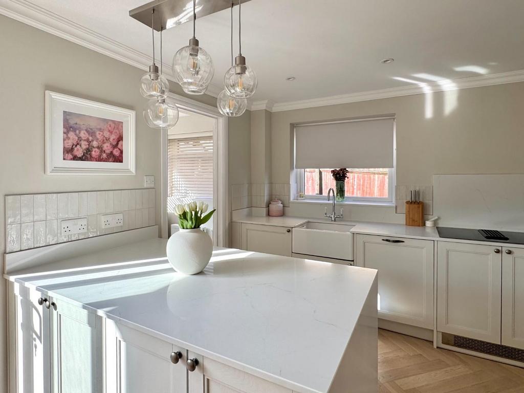 Kitchen/Dining Area