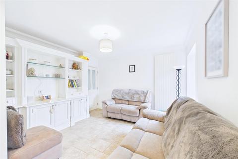 4 bedroom detached house for sale, Shipdham Road, Dereham