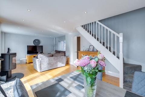 3 bedroom terraced house for sale, Harrow Close, Ashby-De-La-Zouch