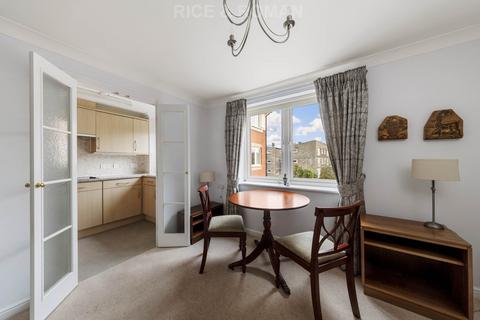1 bedroom retirement property for sale, Addlestone Park, Addlestone KT15
