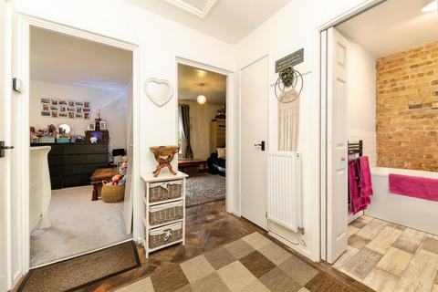 undefined, Haldens, Welwyn Garden City