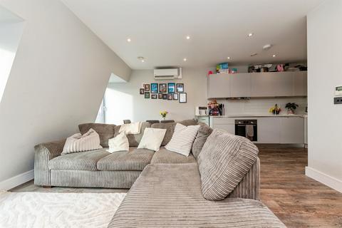undefined, Parkway, Welwyn Garden City